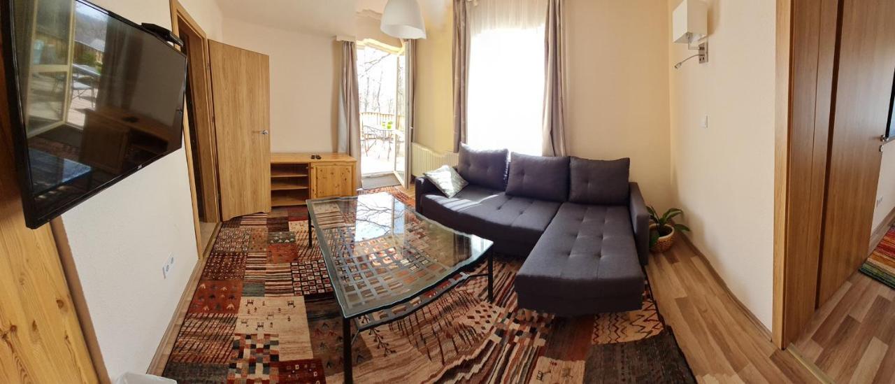 Platan Panzio Hotel Добогокьо Екстериор снимка