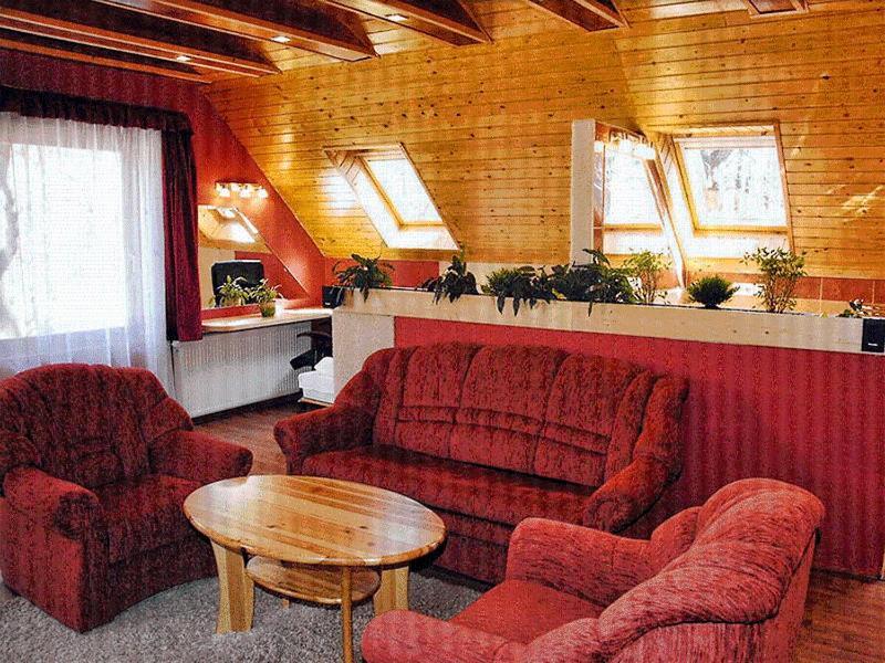 Platan Panzio Hotel Добогокьо Стая снимка